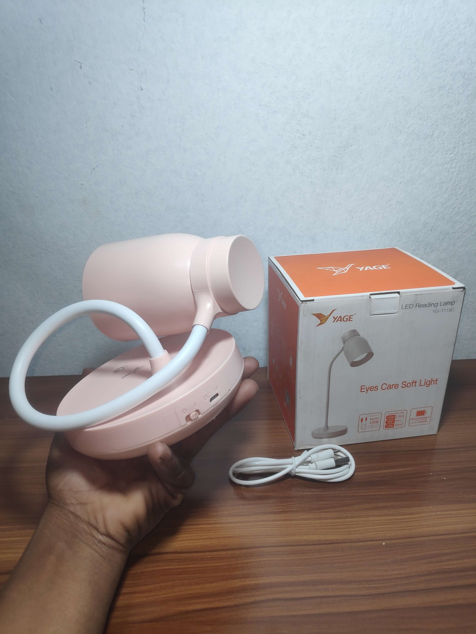 rechargeable-table-lamp-img-03